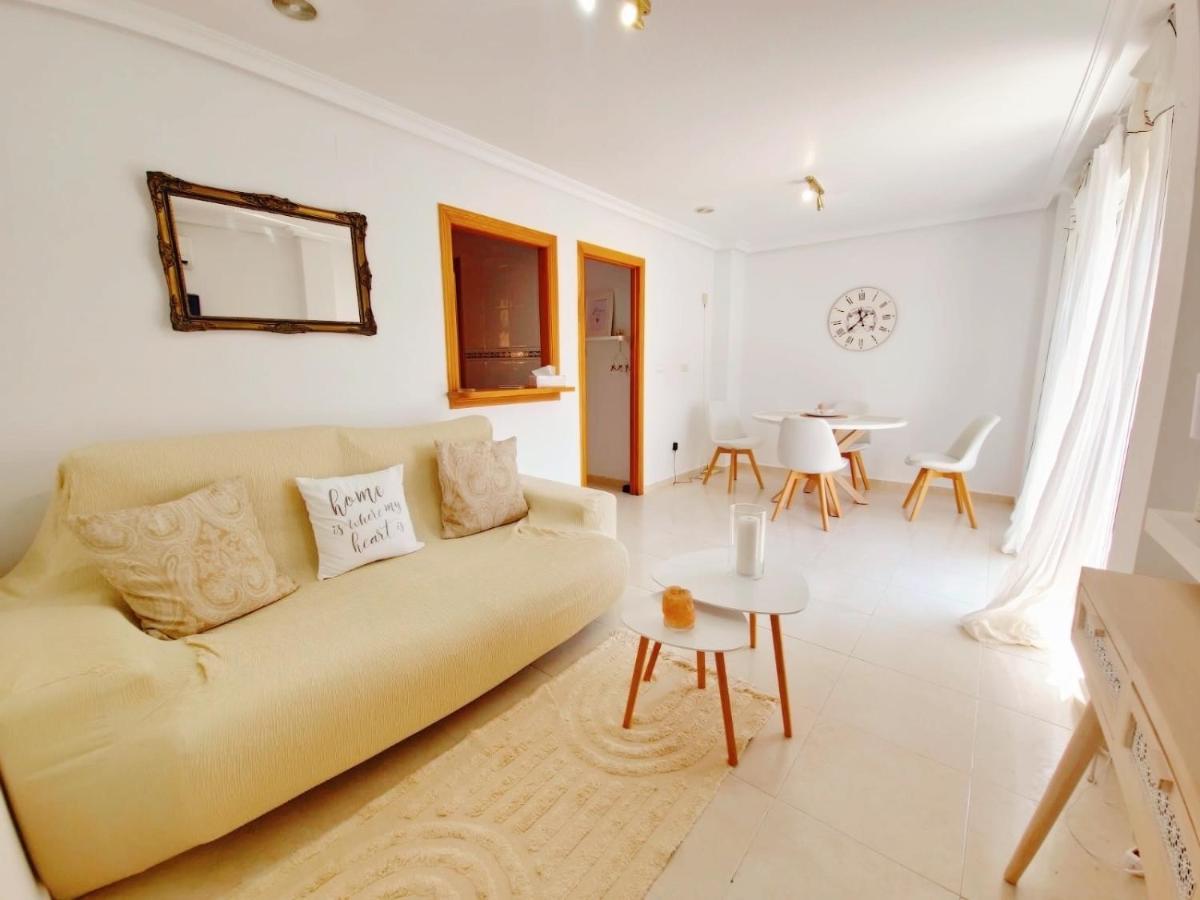 Ferienwohnung The Prestige Torrevieja Atico Con Barbecoa Exterior foto